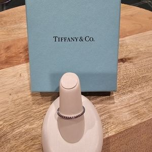 Tiffany & Co. 18k White Gold Metro Amethyst ring. Size 7.5